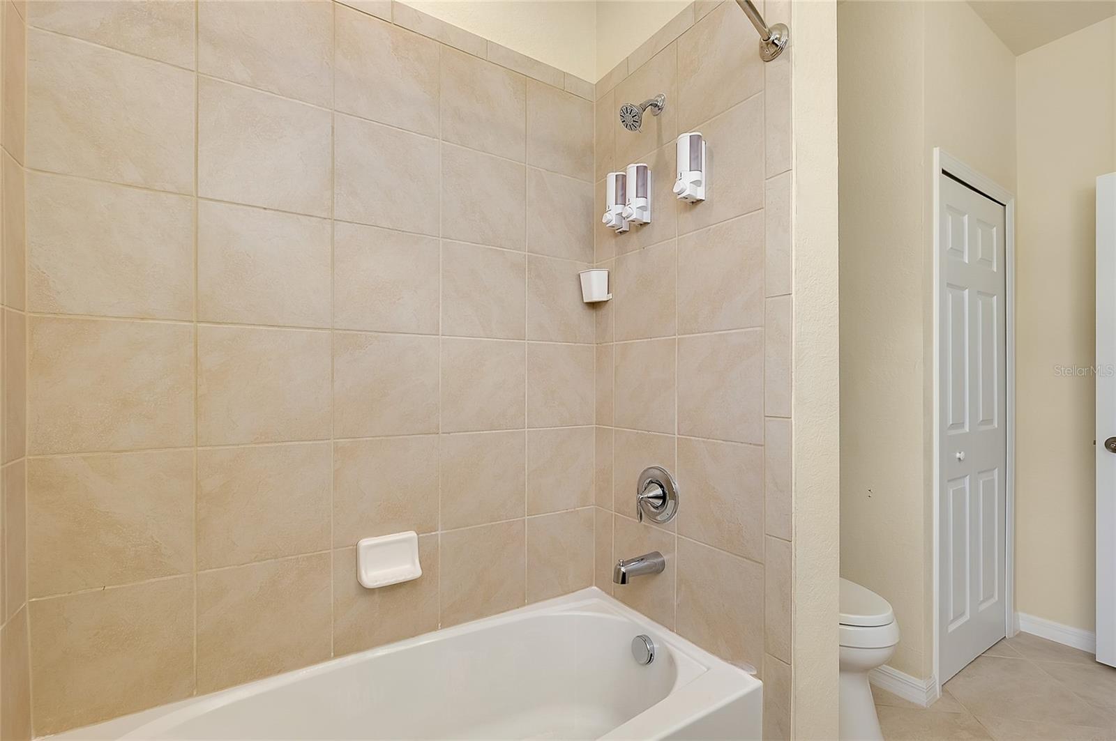 GRAN PARADISO, TWNHMS 1A - Residential