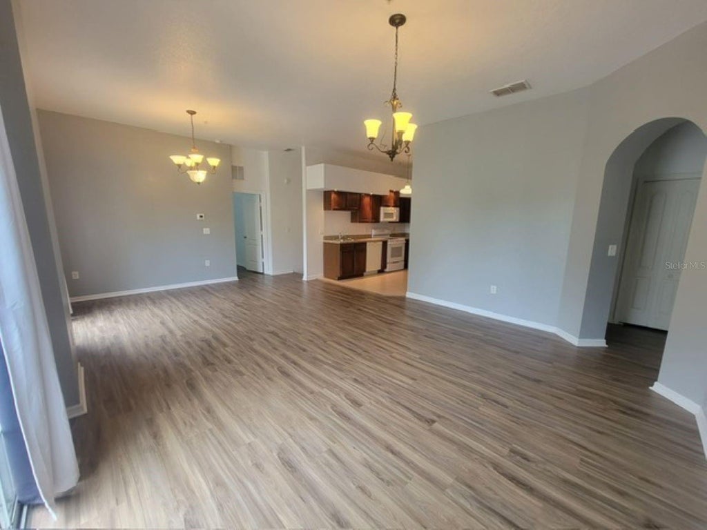Photo of 1432 Broken Oak Drive #31A, Winter Garden, FL 34787 (MLS # G5115164)
