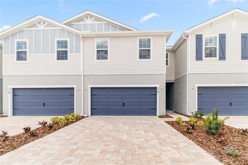 Photo of 38 Sunset Haven Loop, Saint Cloud, FL 34771 (MLS # L4964451)