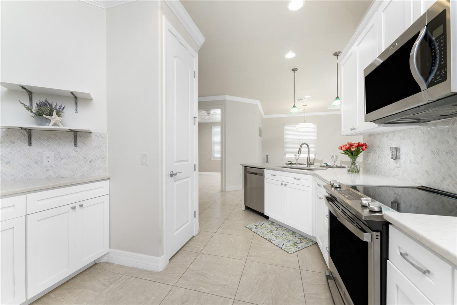 ISLANDWALK/WEST VLGS PH 3D-1 - Residential