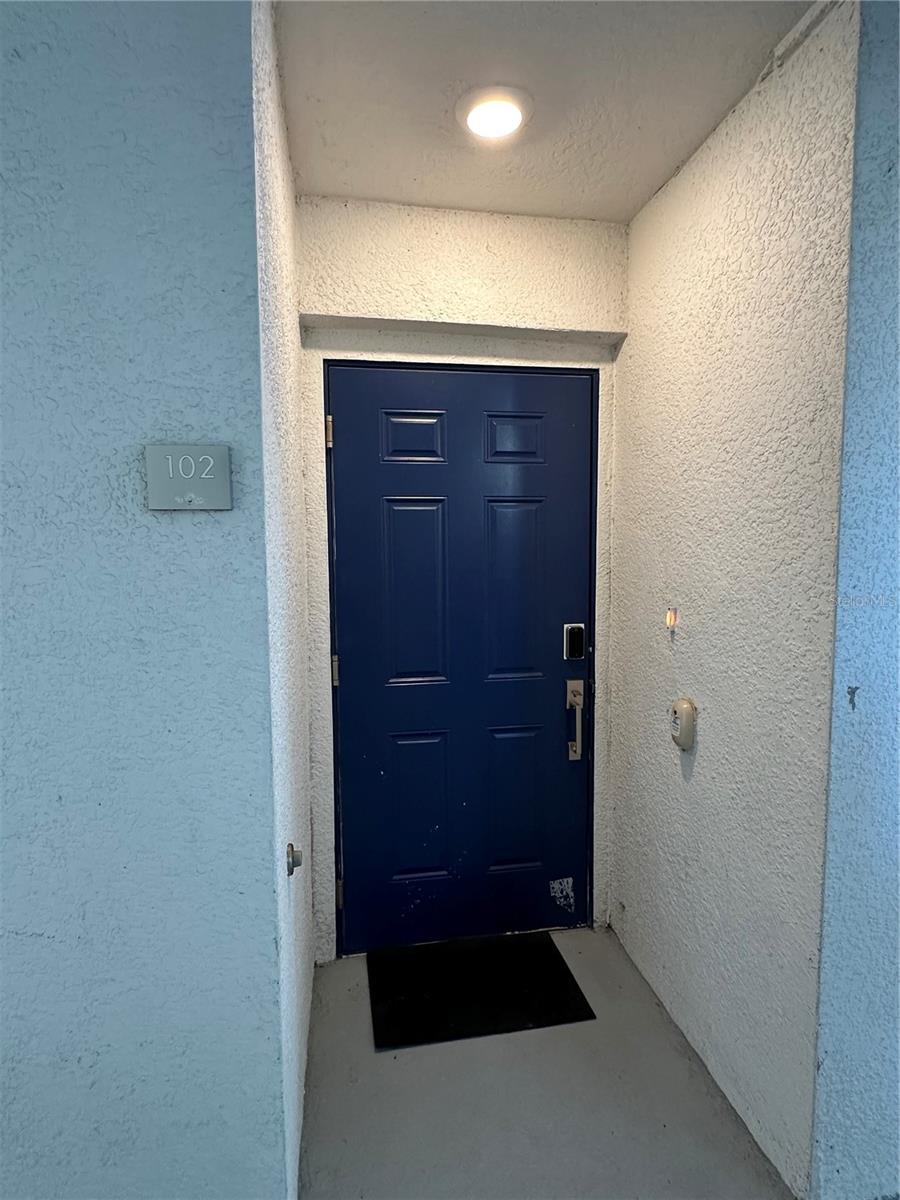 3180 PARADOX CIRCLE 102