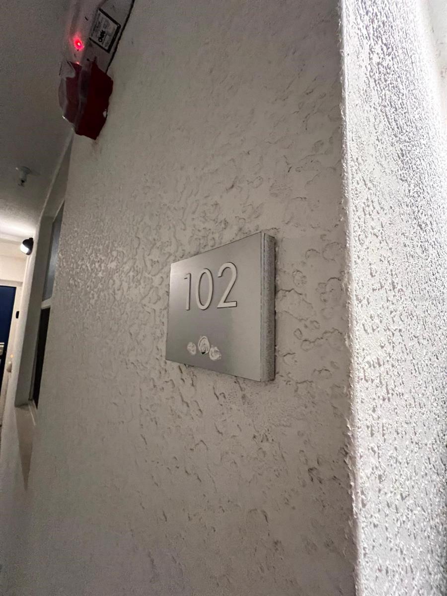 3180 PARADOX CIRCLE 102