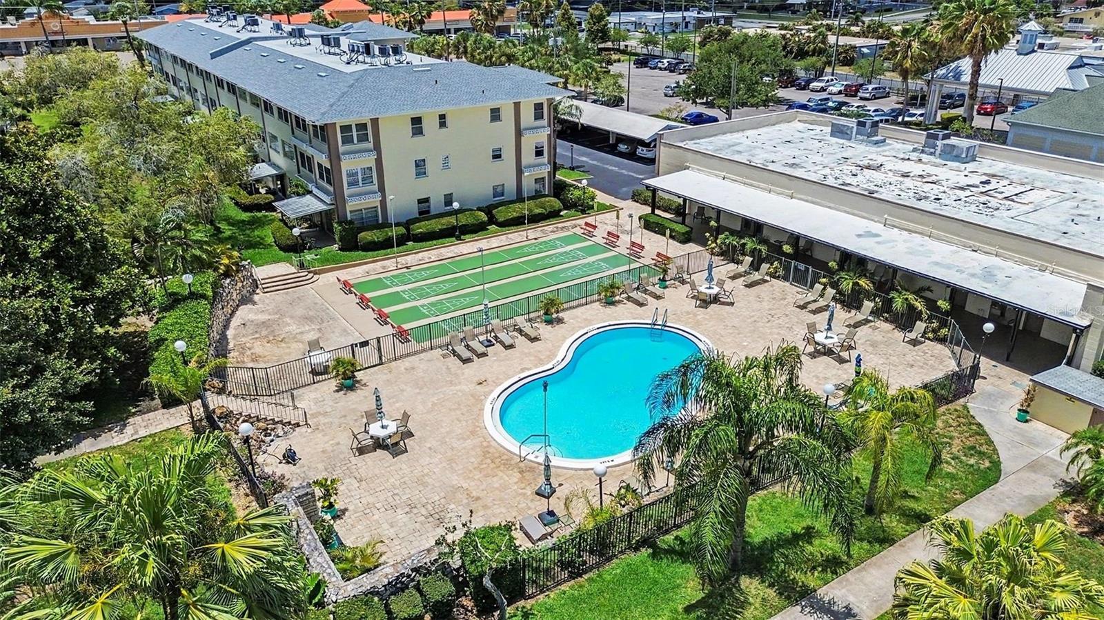 KALMIA CONDO - Residential