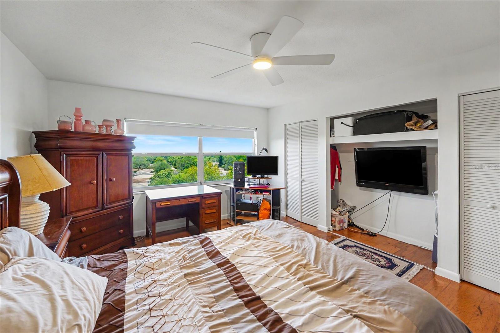 KALMIA CONDO - Residential