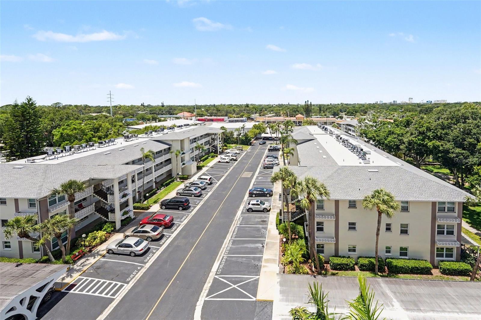 KALMIA CONDO - Residential