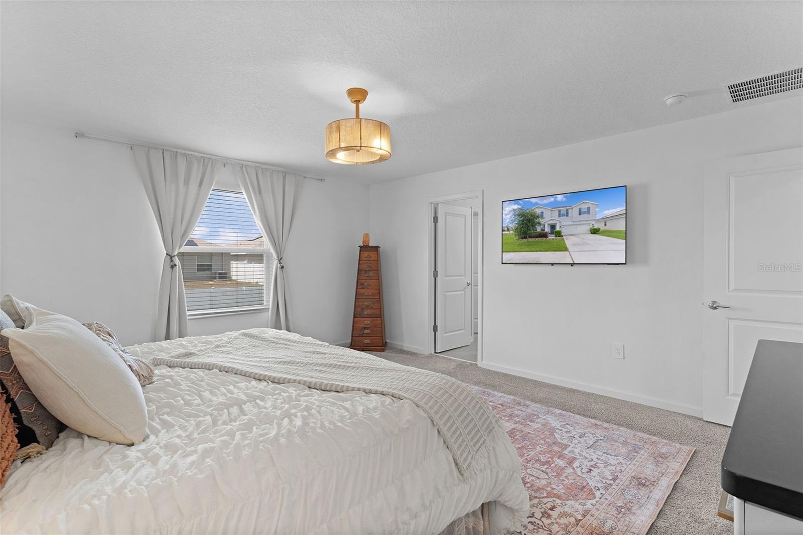 BELLEVUE AT ESTATES - Residential
