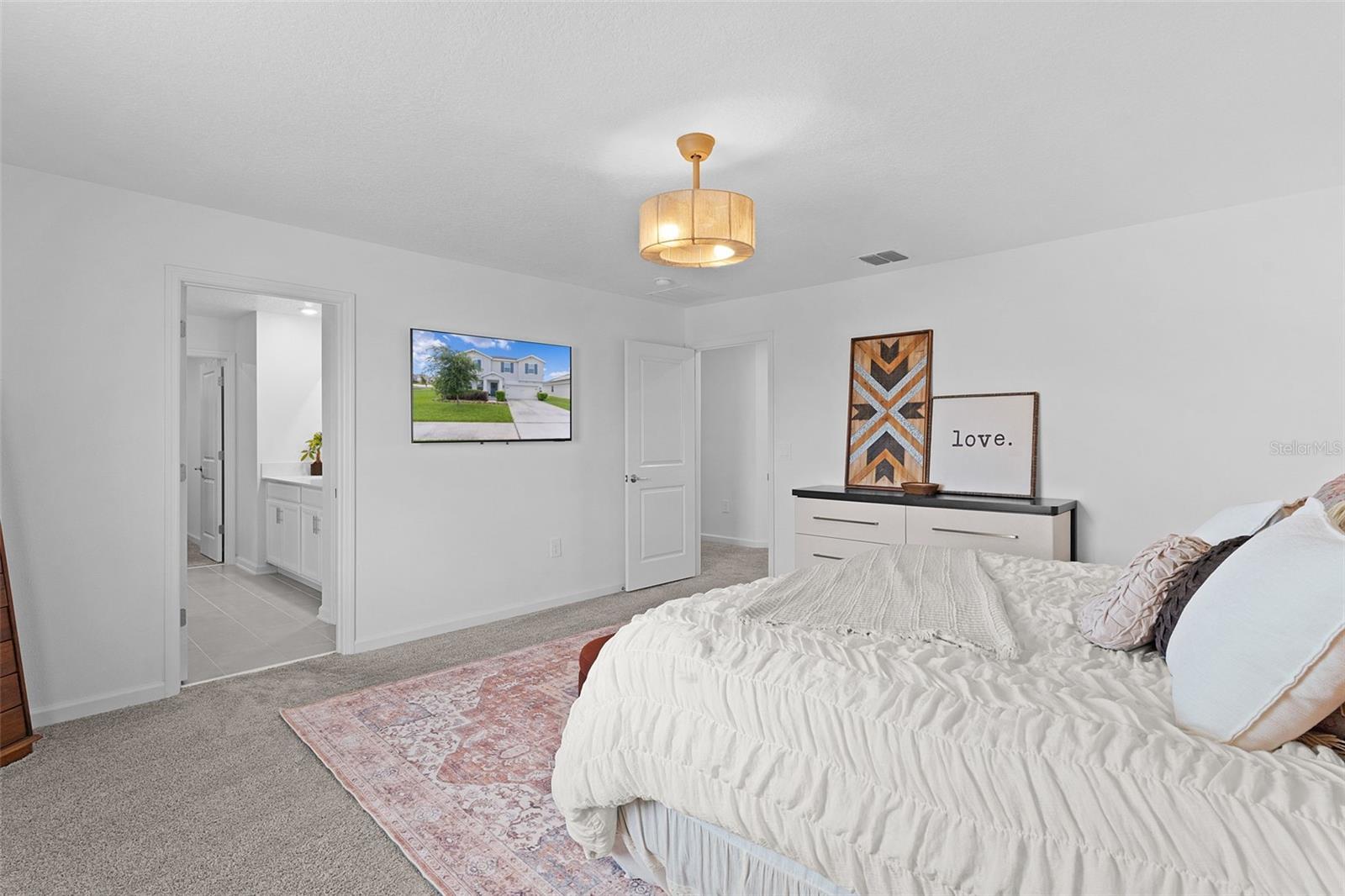 BELLEVUE AT ESTATES - Residential