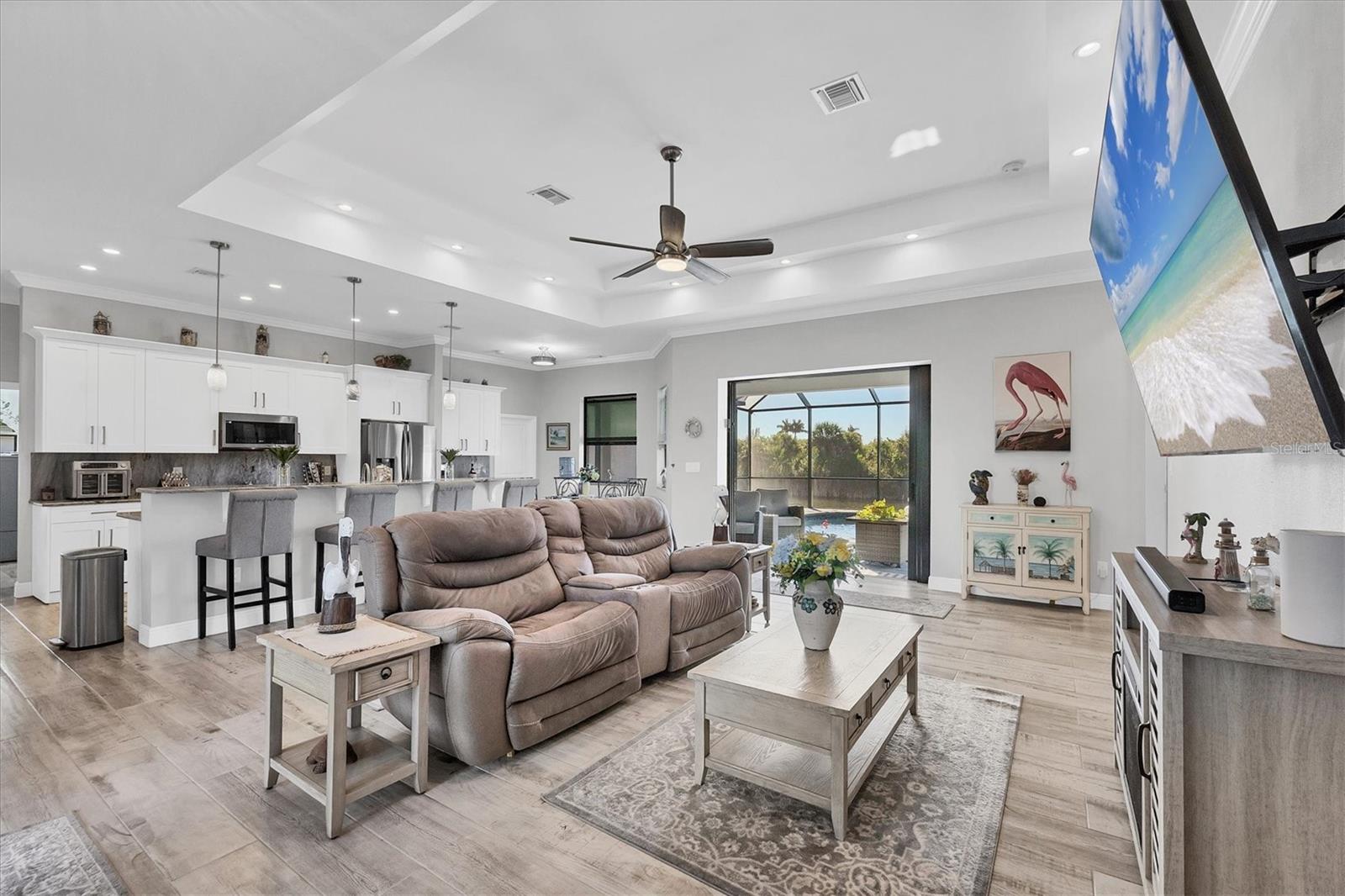 SOUTH GULF COVE - Residential