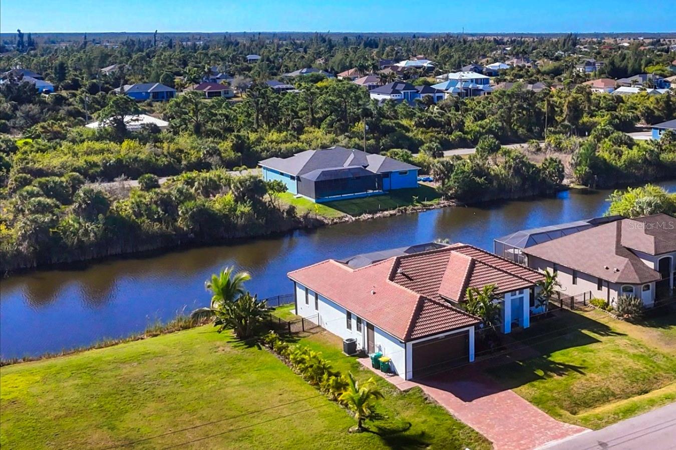 SOUTH GULF COVE - Residential