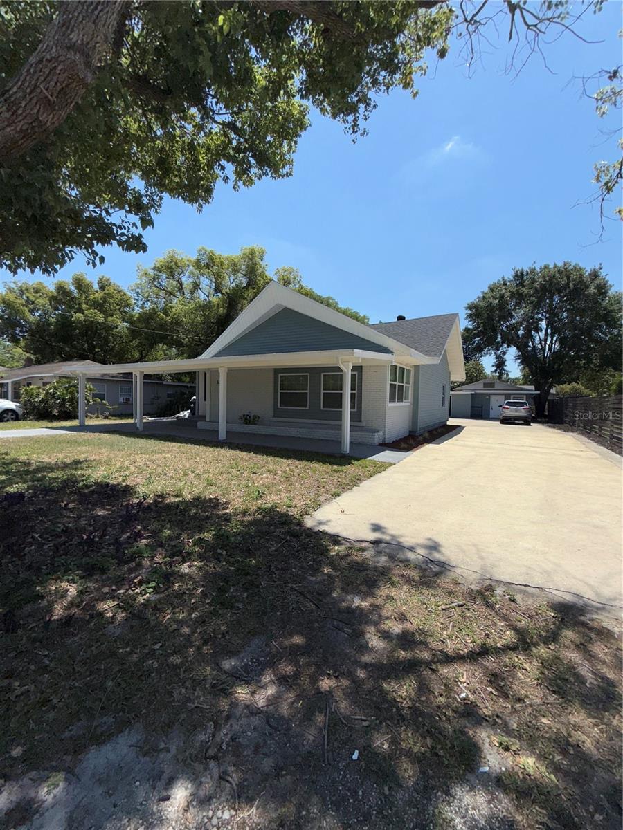 BROSCHE SUB - Residential Lease