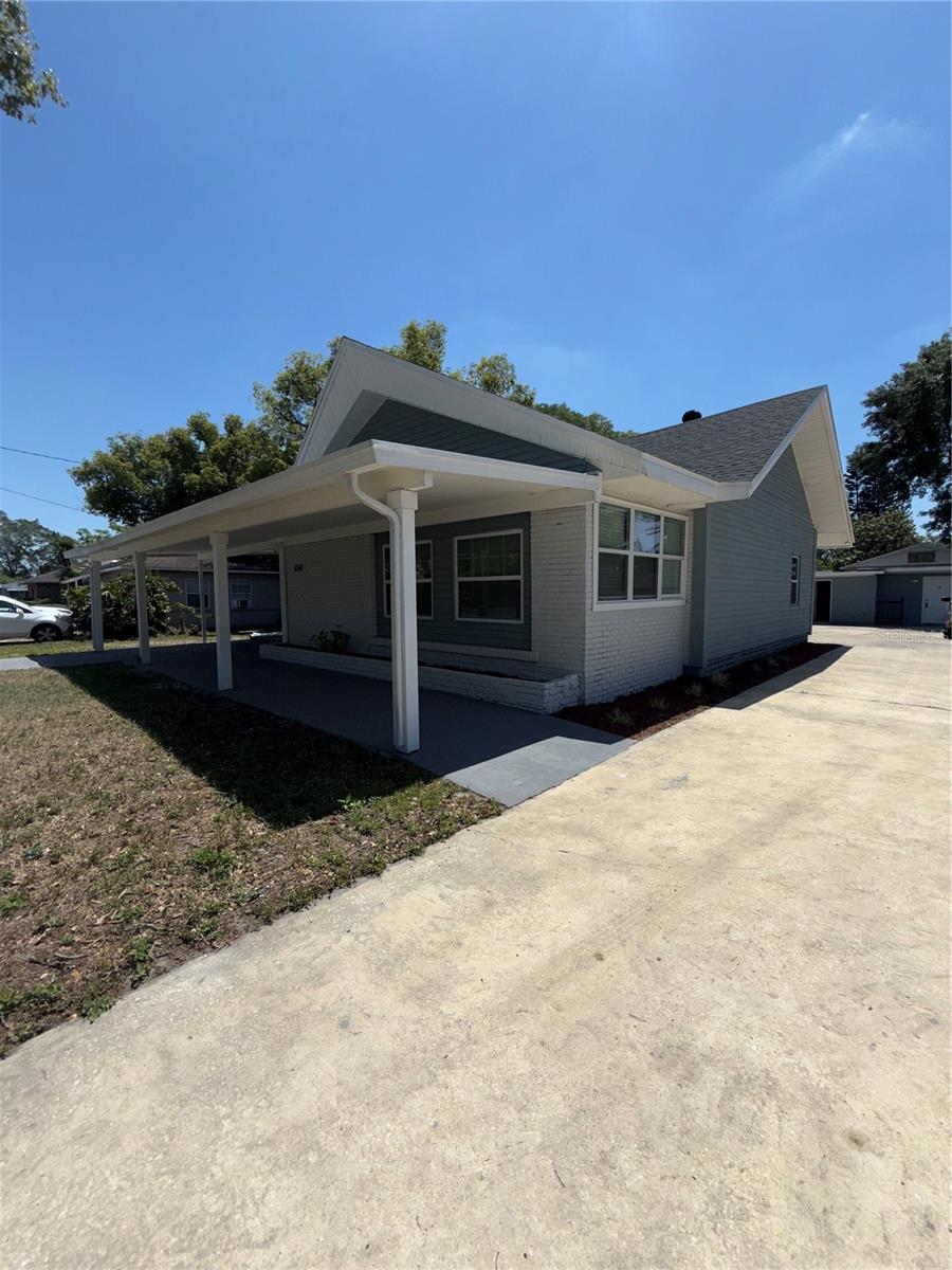 BROSCHE SUB - Residential Lease