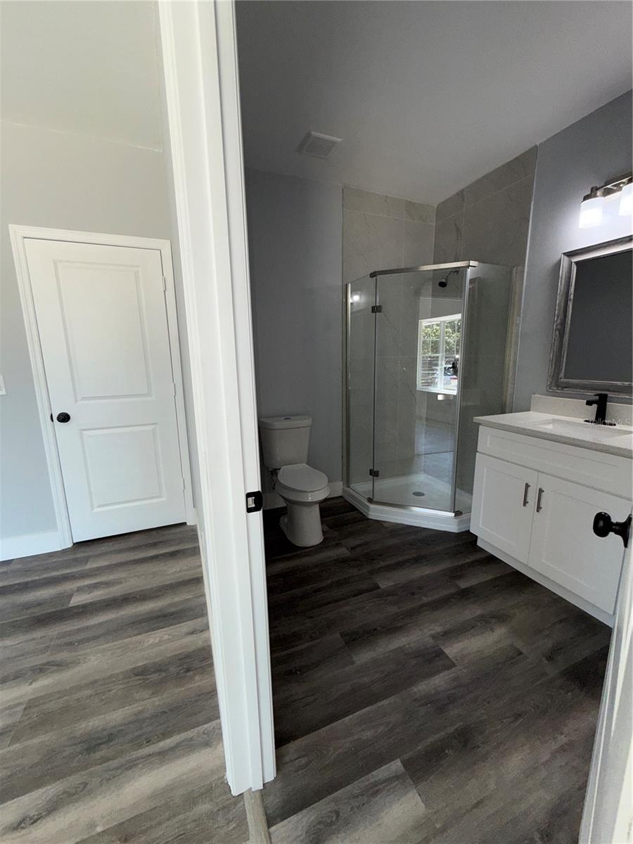 BROSCHE SUB - Residential Lease