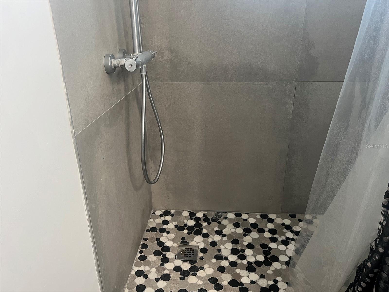 ISLE OF PALMS - Residential Lease