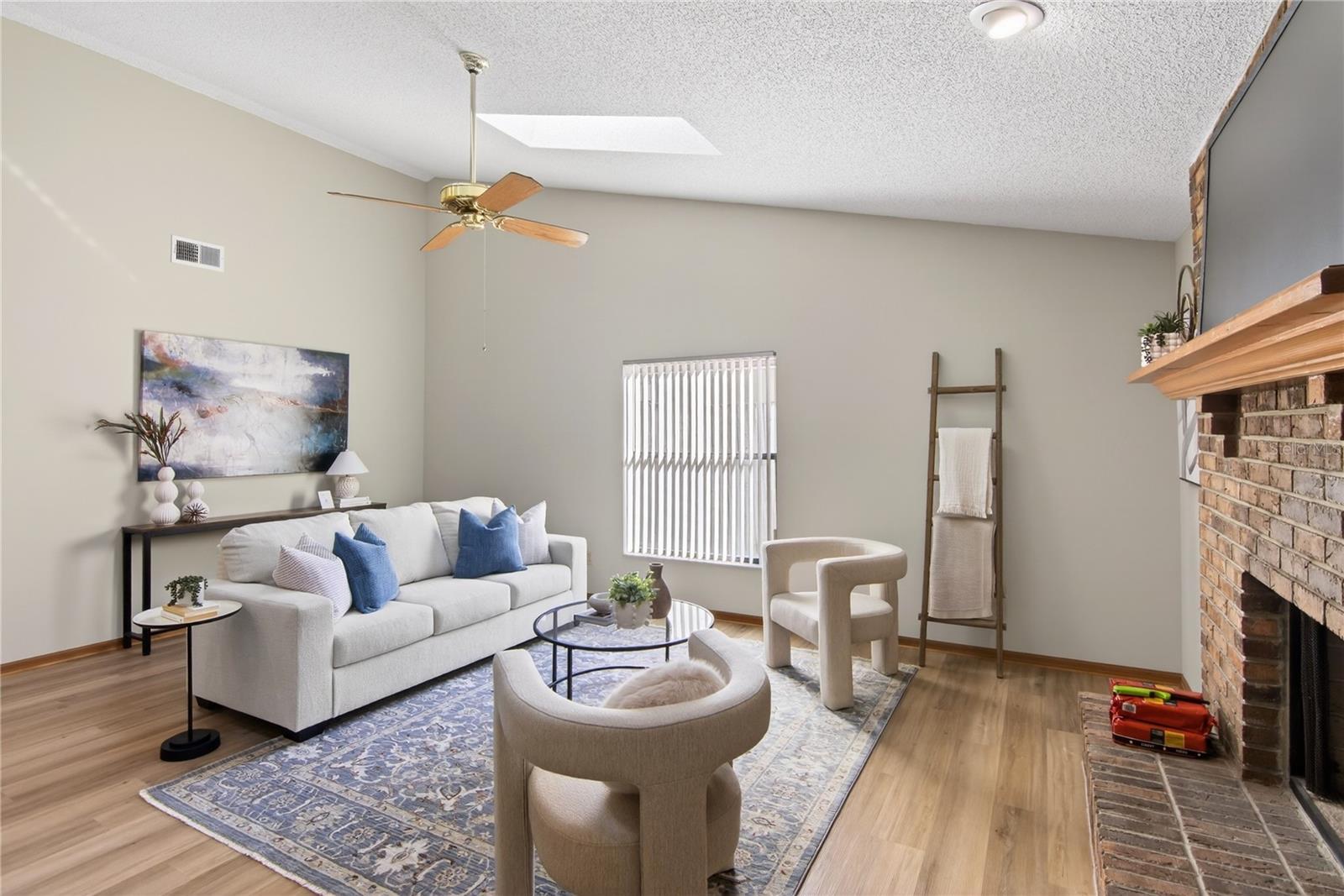 LONGWOOD GREEN REP - Residential