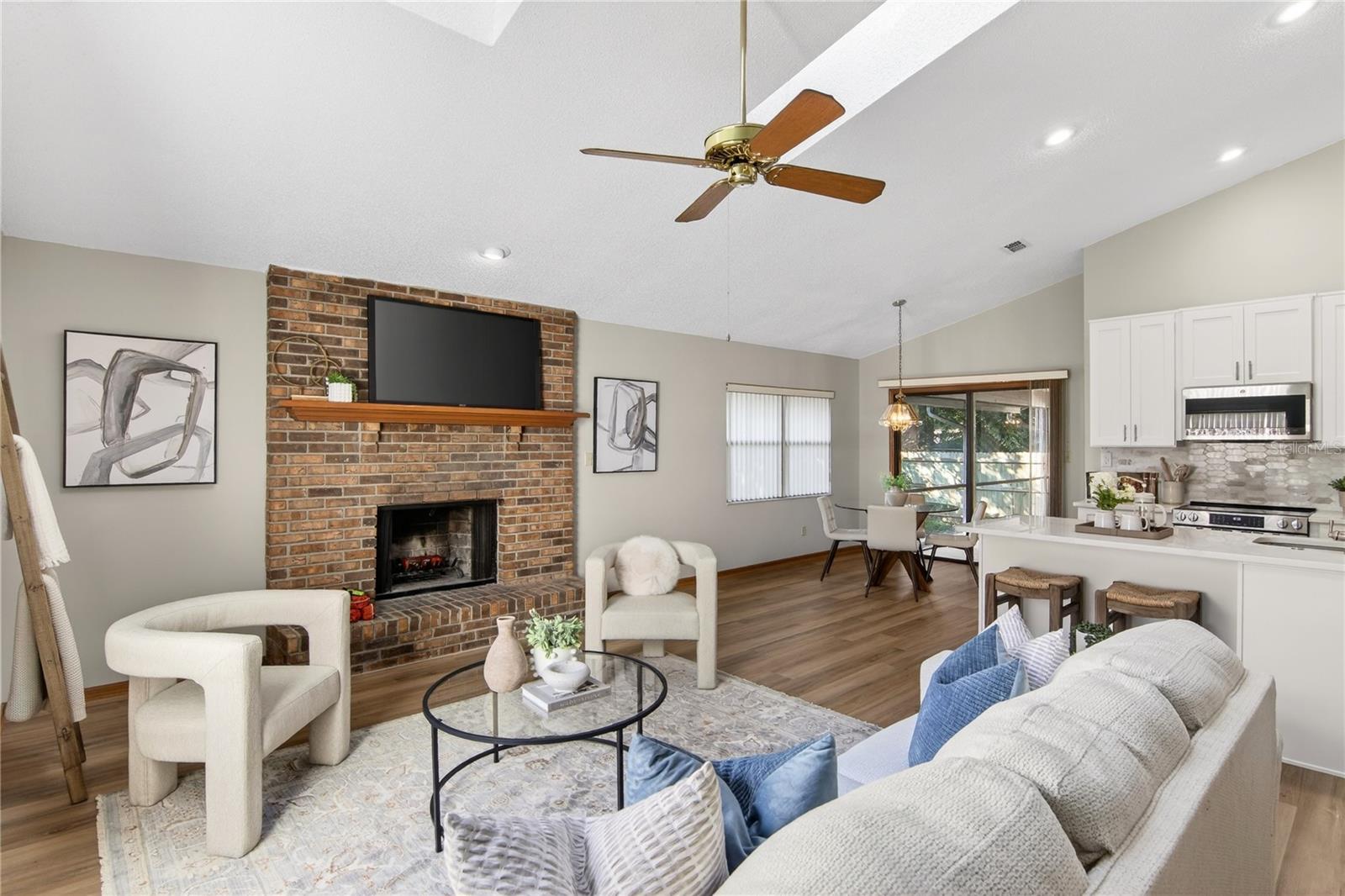 LONGWOOD GREEN REP - Residential