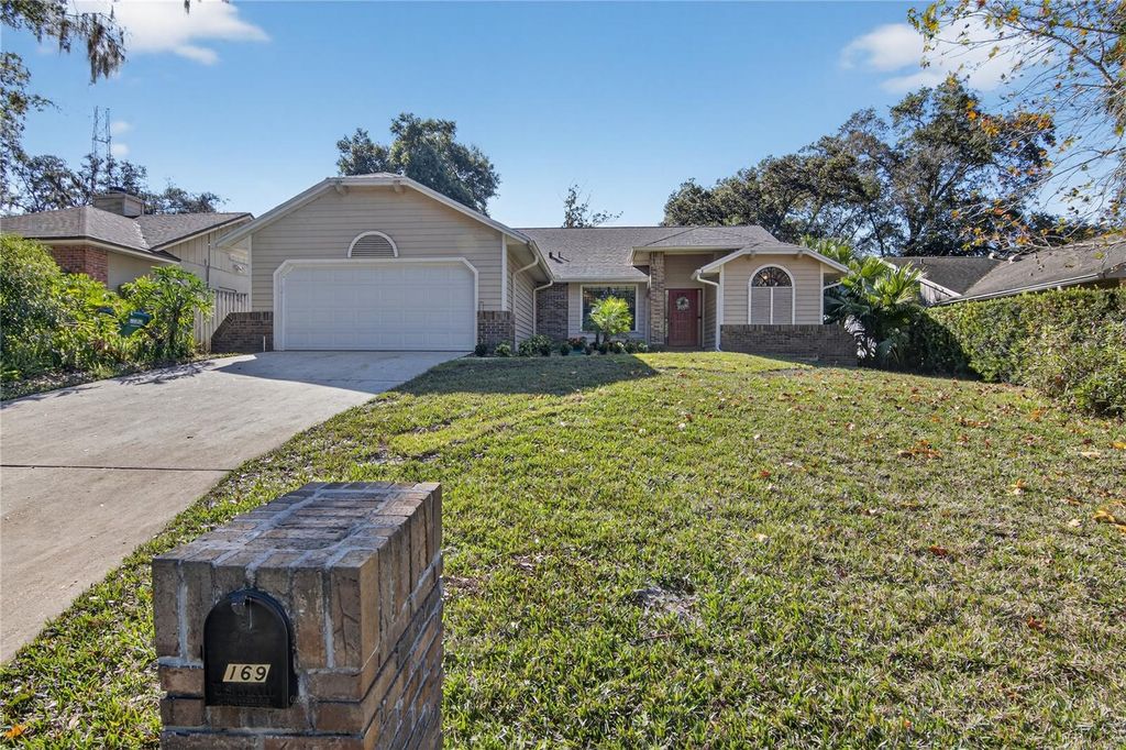 Photo of 169 Citrus Tree Lane, Longwood, FL 32750 (MLS # O6366139)