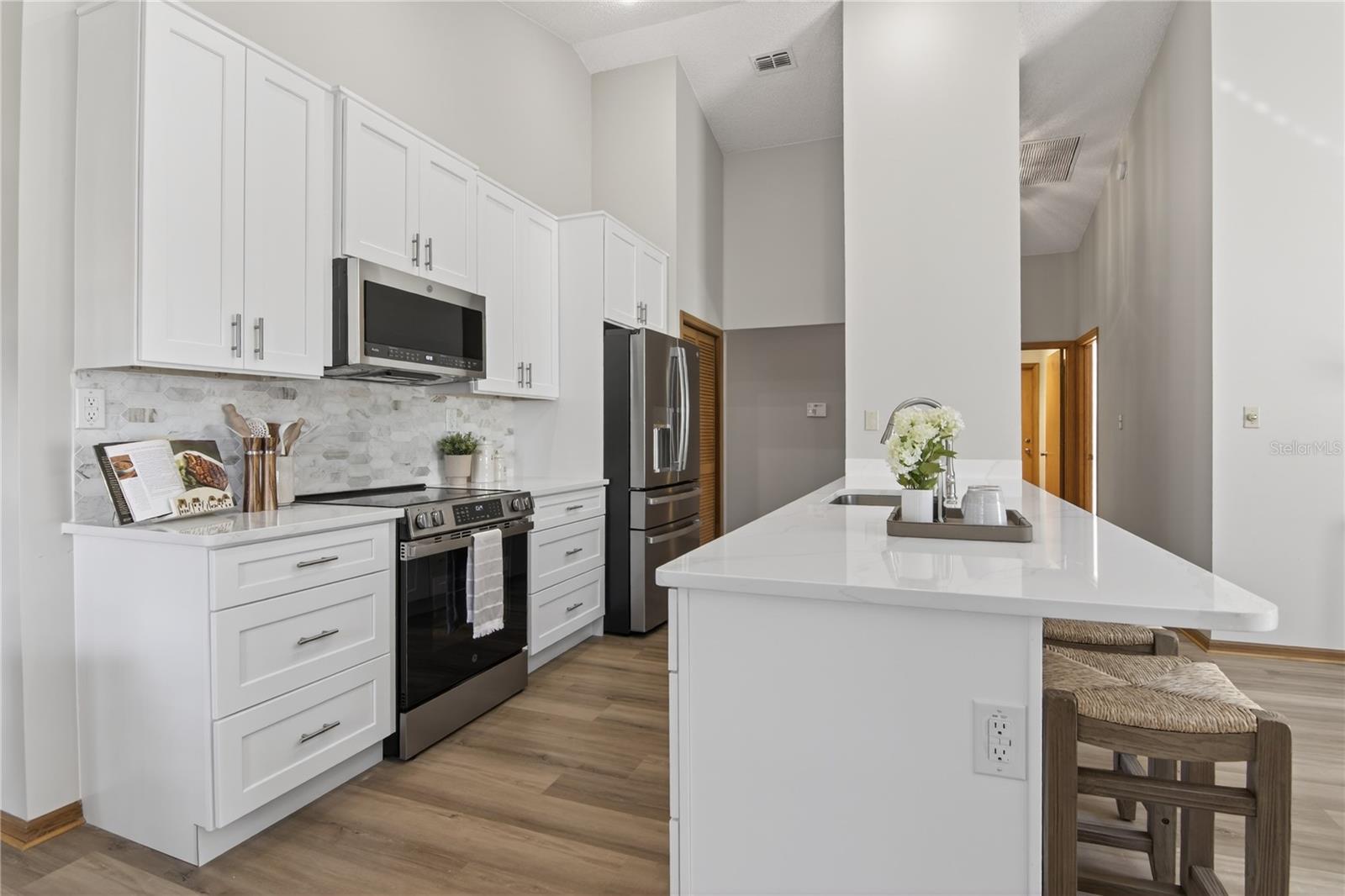 LONGWOOD GREEN REP - Residential