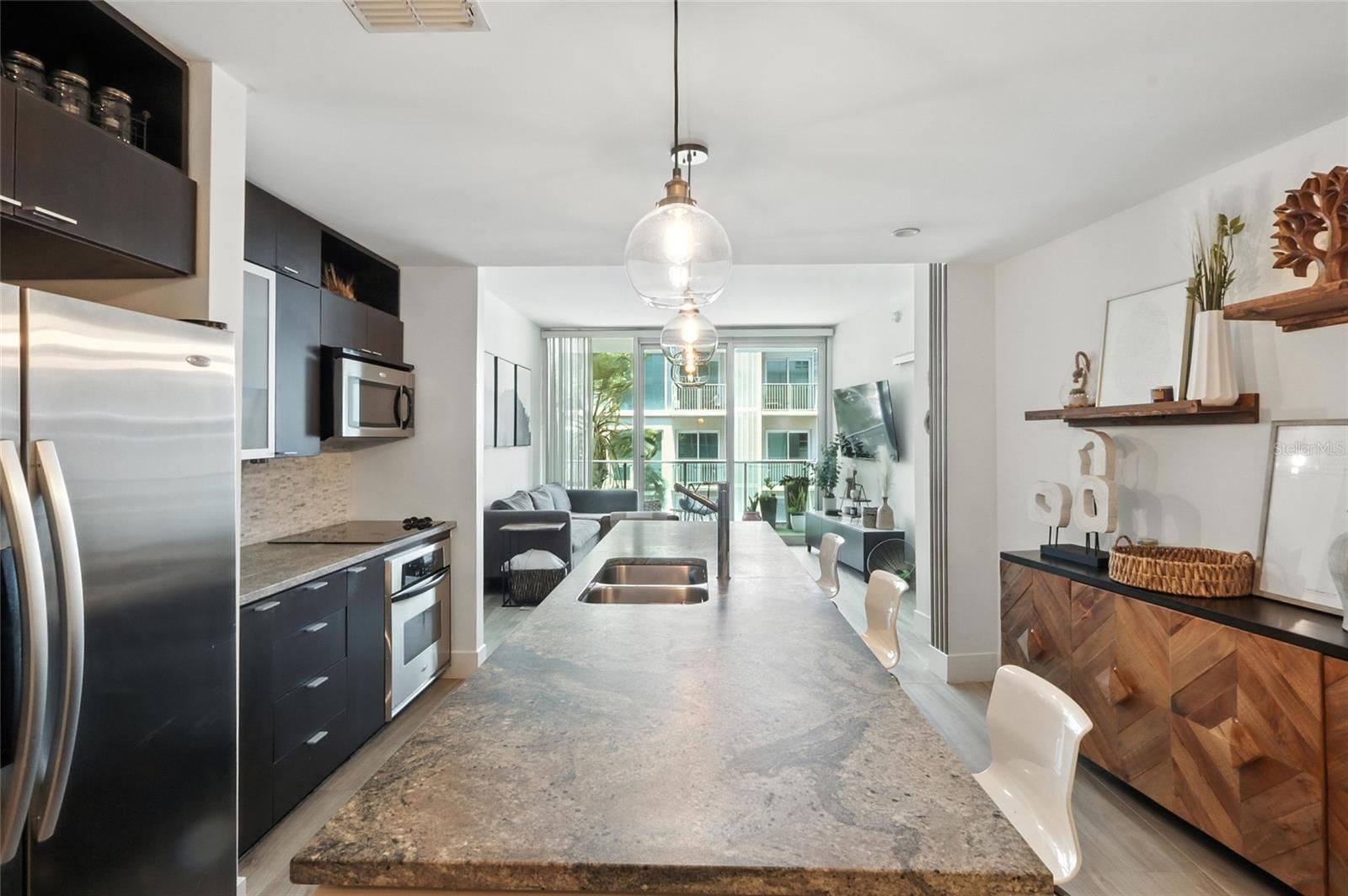 111 N 12TH STREET 1427