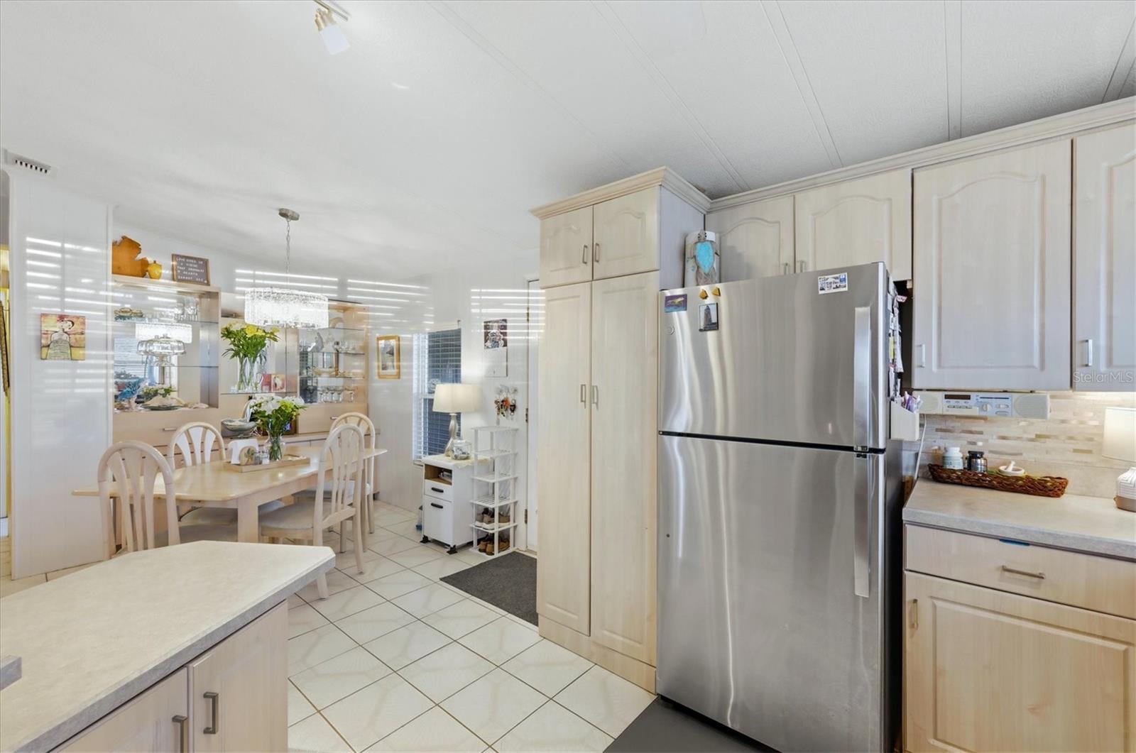 727 BUTTERFIELD CIRCLE