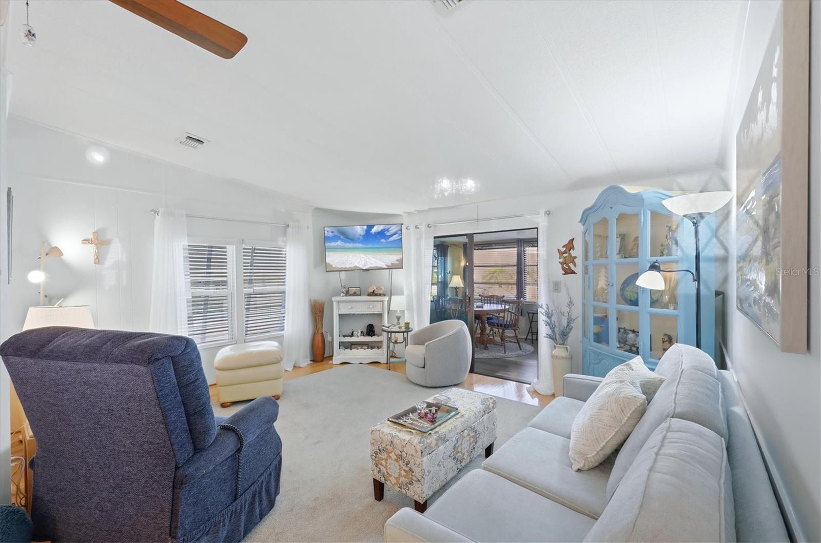 TANGERINE WOODS - Residential