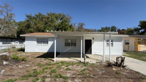 Photo of 3207 Avenue J NW, Winter Haven, FL 33881 (MLS # TB8486488)