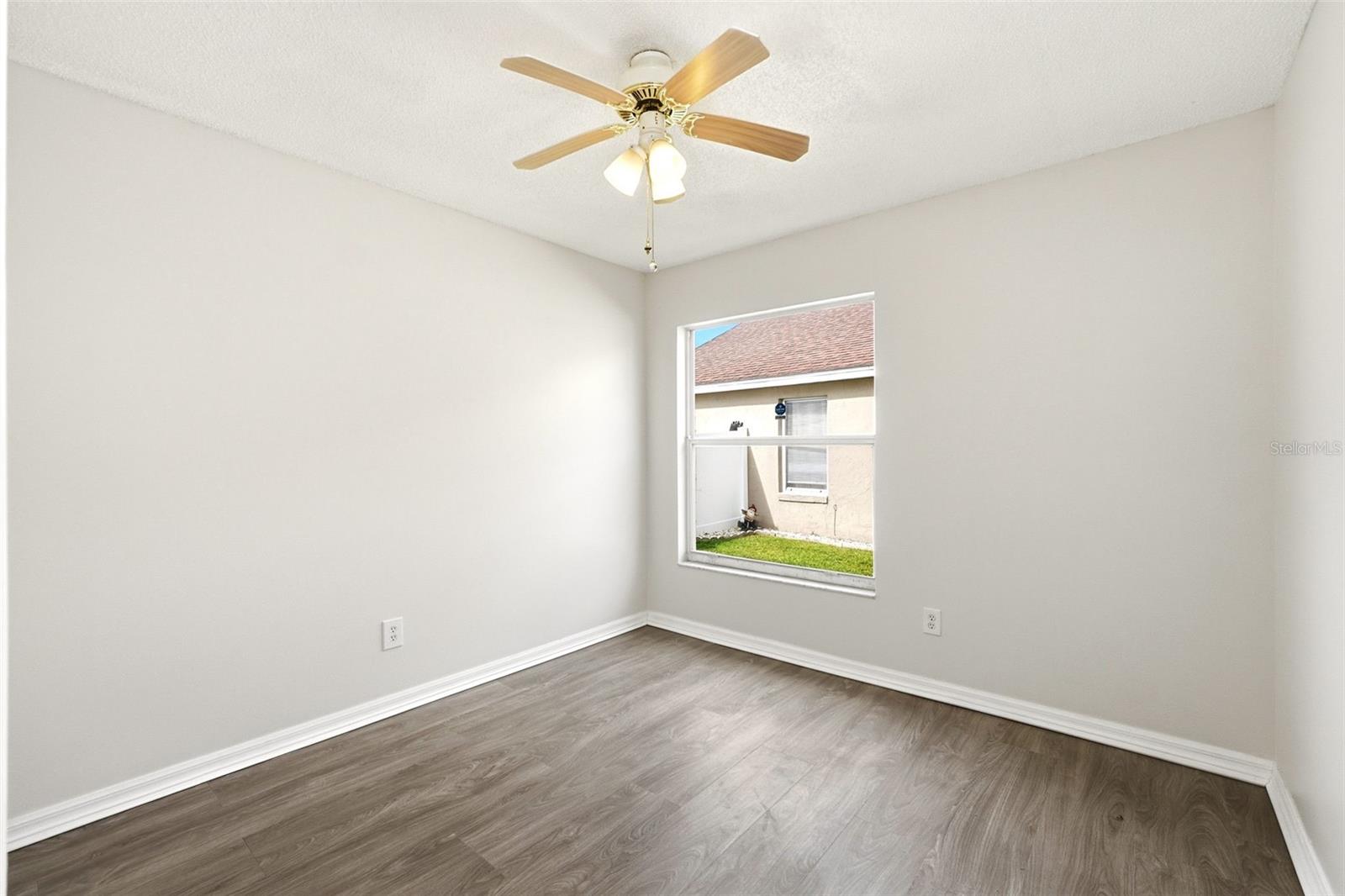 INDIAN POINT PH 6 - Residential