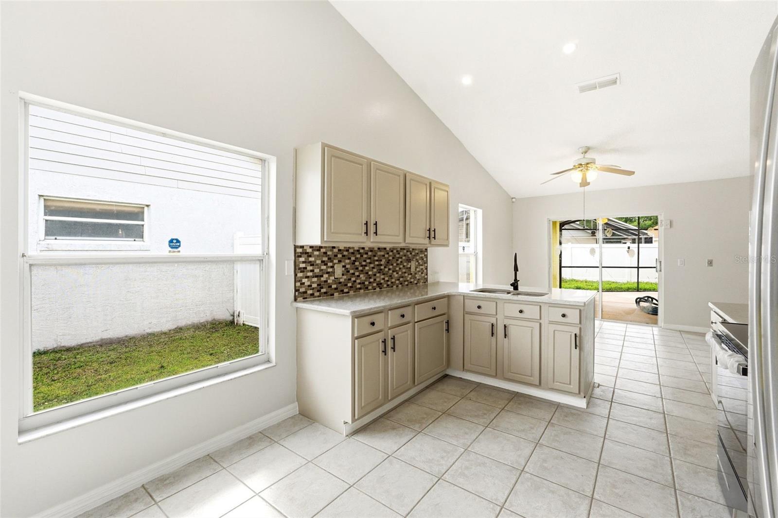 INDIAN POINT PH 6 - Residential