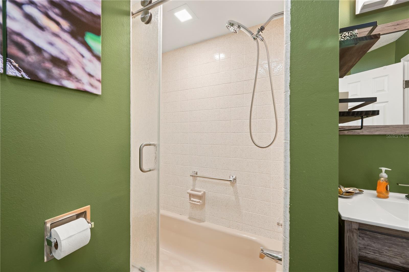 HARBOR PINES - Residential