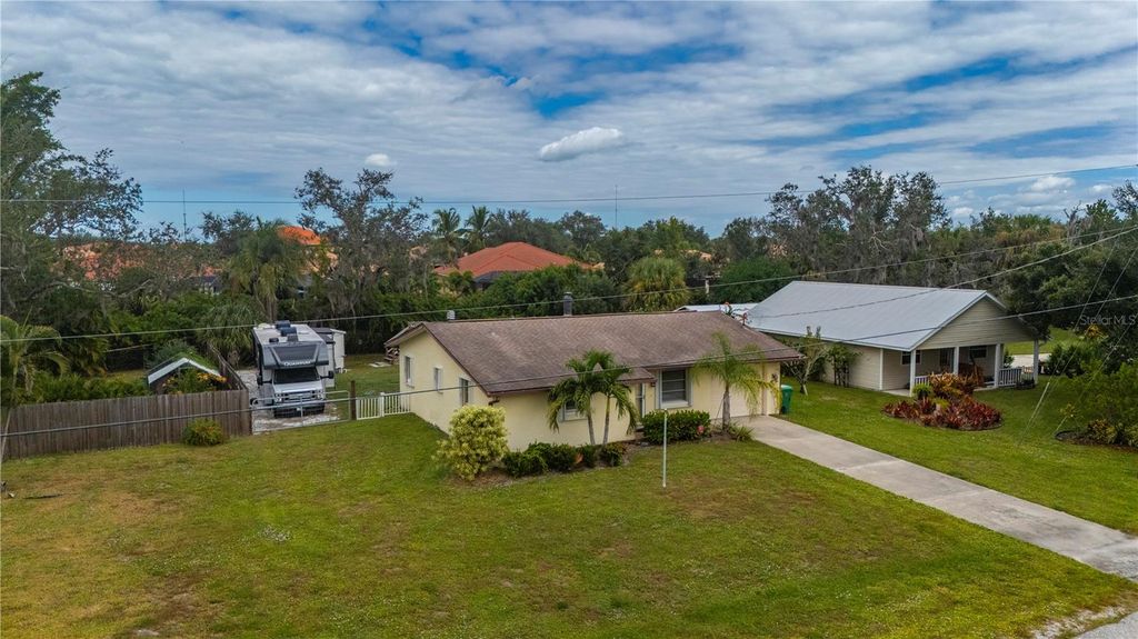 Photo of 1419 Amelia Avenue, Punta Gorda, FL 33980 (MLS # C7517092)