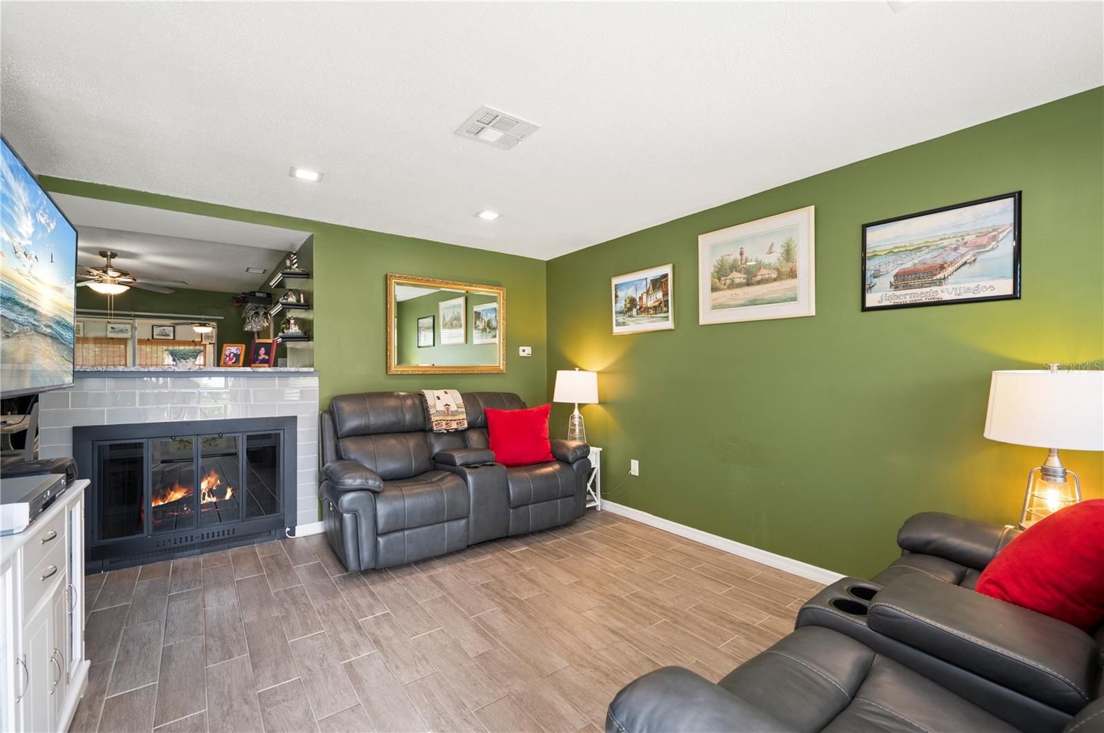 HARBOR PINES - Residential