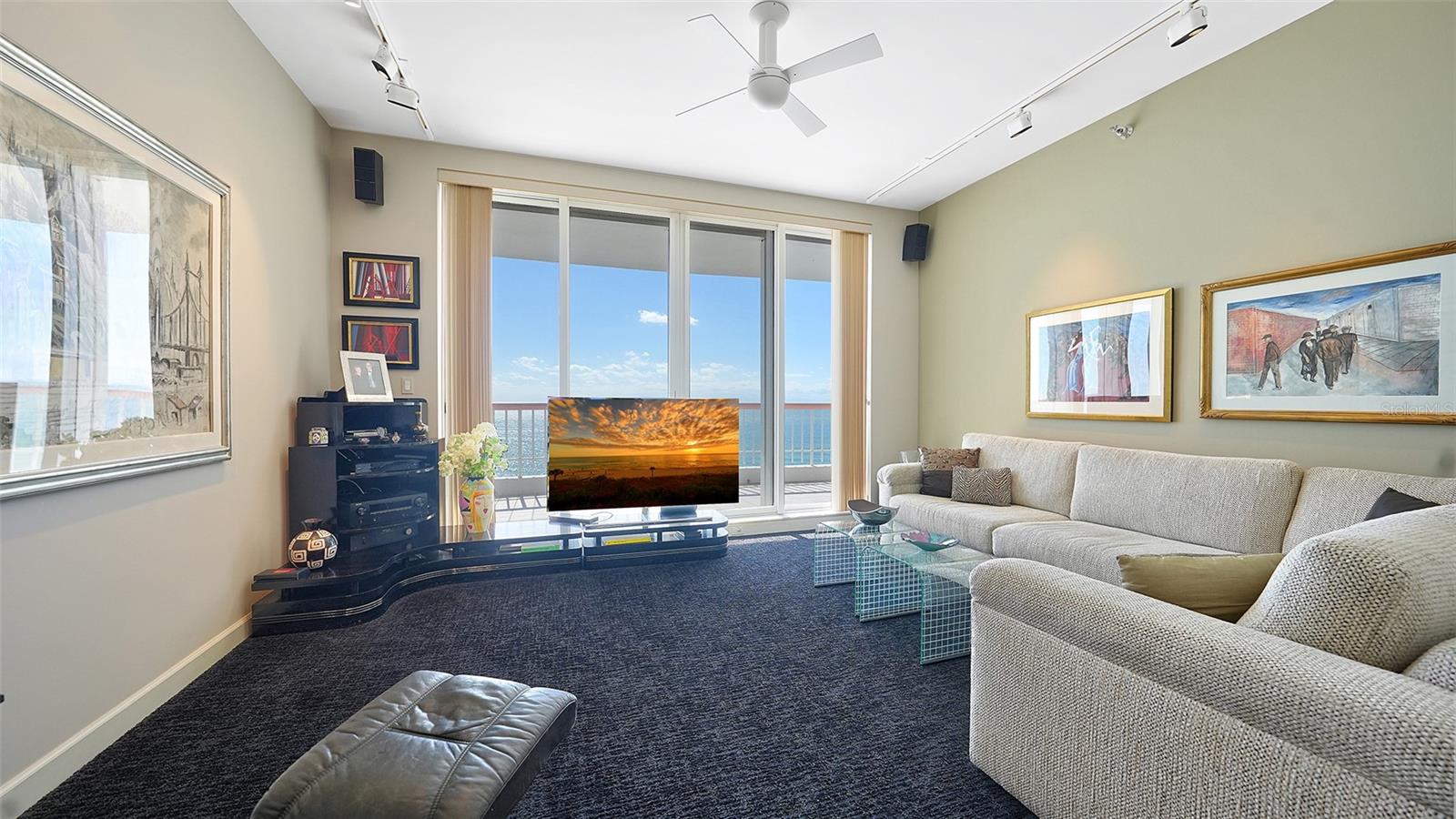 PIERRE - Residential