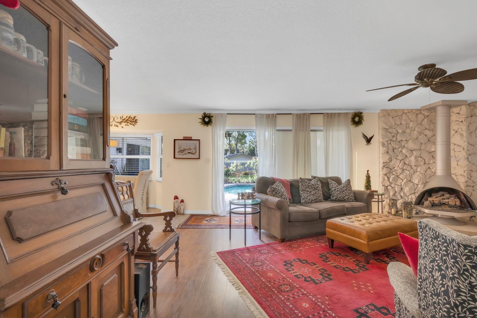 SWEETWATER OAKS - Residential