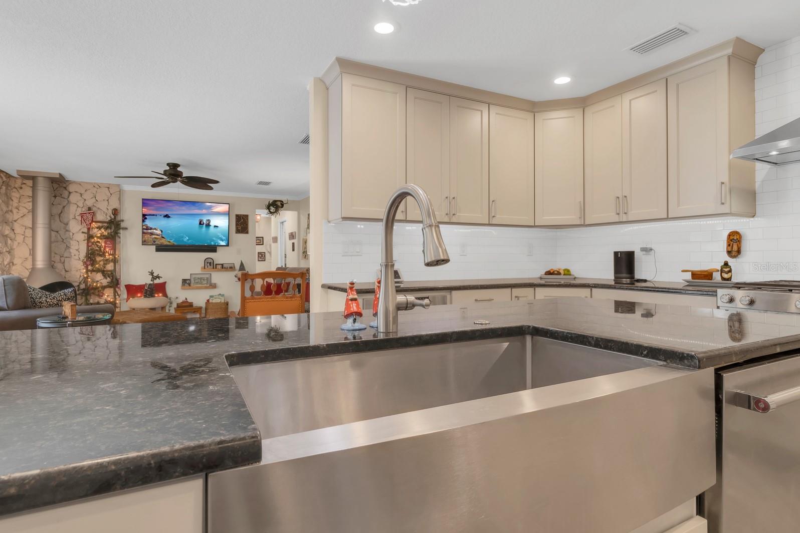 SWEETWATER OAKS - Residential