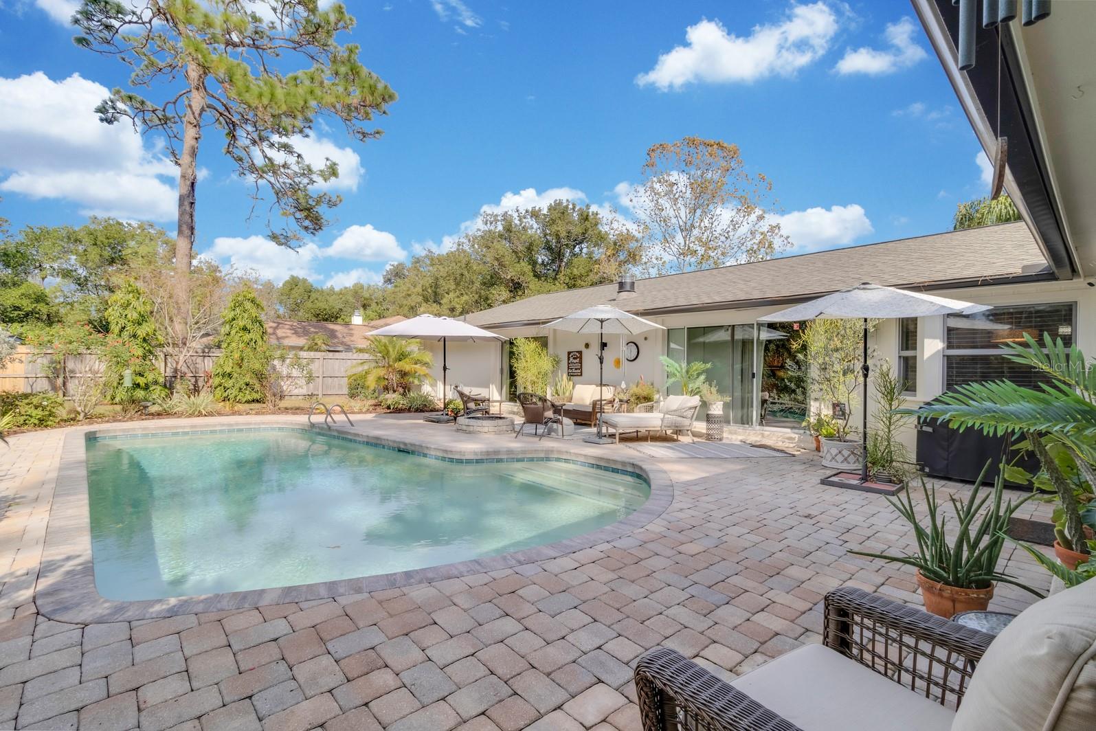 SWEETWATER OAKS - Residential