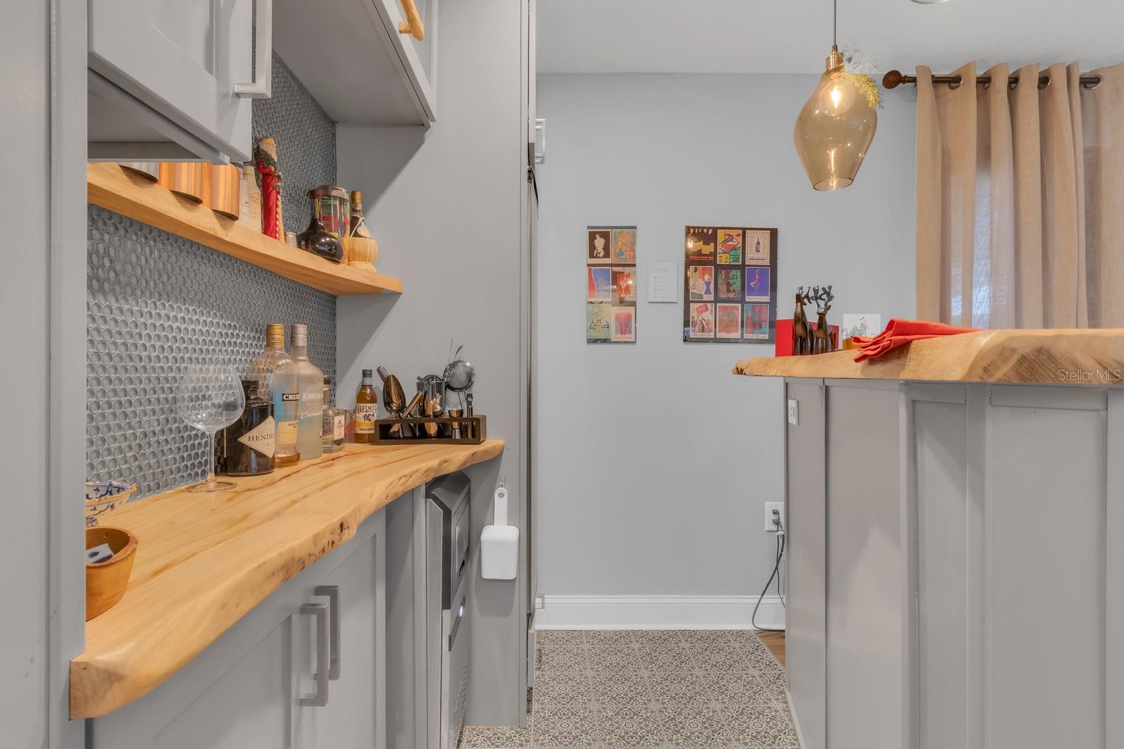 SWEETWATER OAKS - Residential