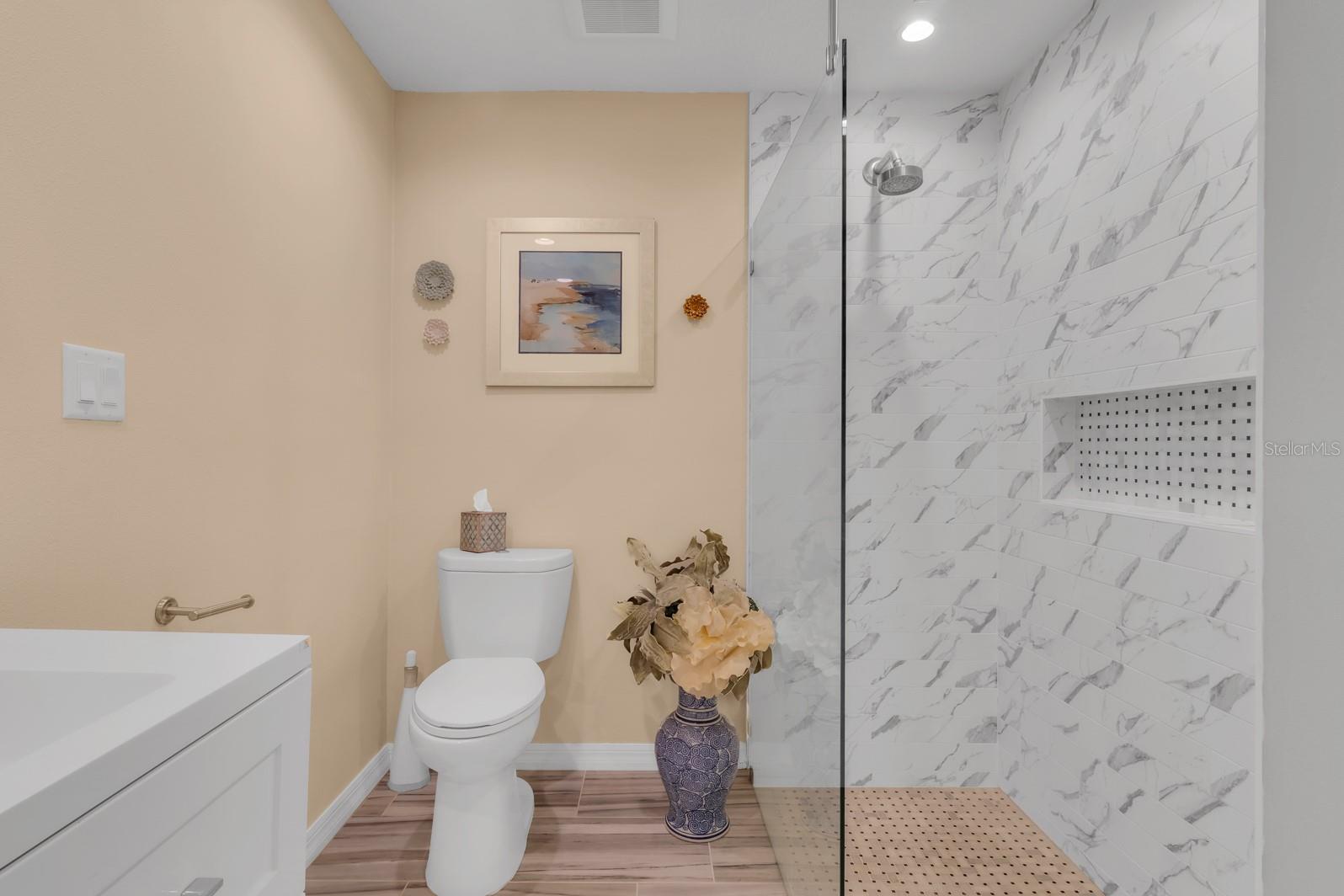 SWEETWATER OAKS - Residential