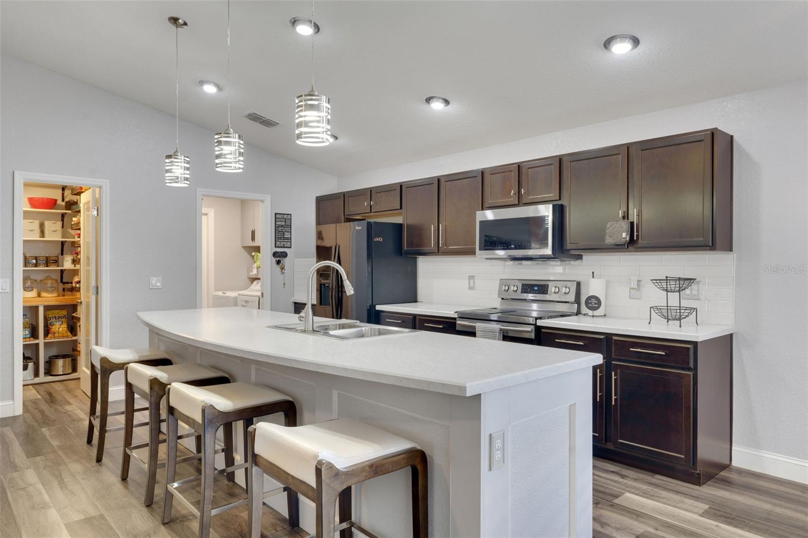 BENJAMIN ESTATES - Residential