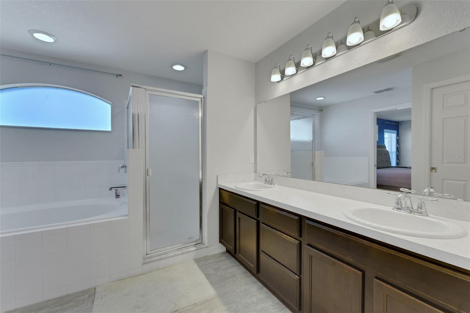 BENJAMIN ESTATES - Residential