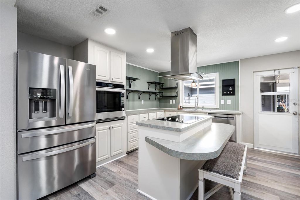 Photo of 8509 Monarch Place, Palmetto, FL 34221 (MLS # A4682504)