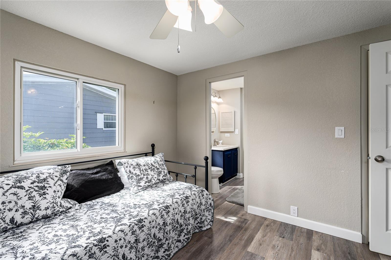 IMPERIAL LAKES ESTATES - Residential