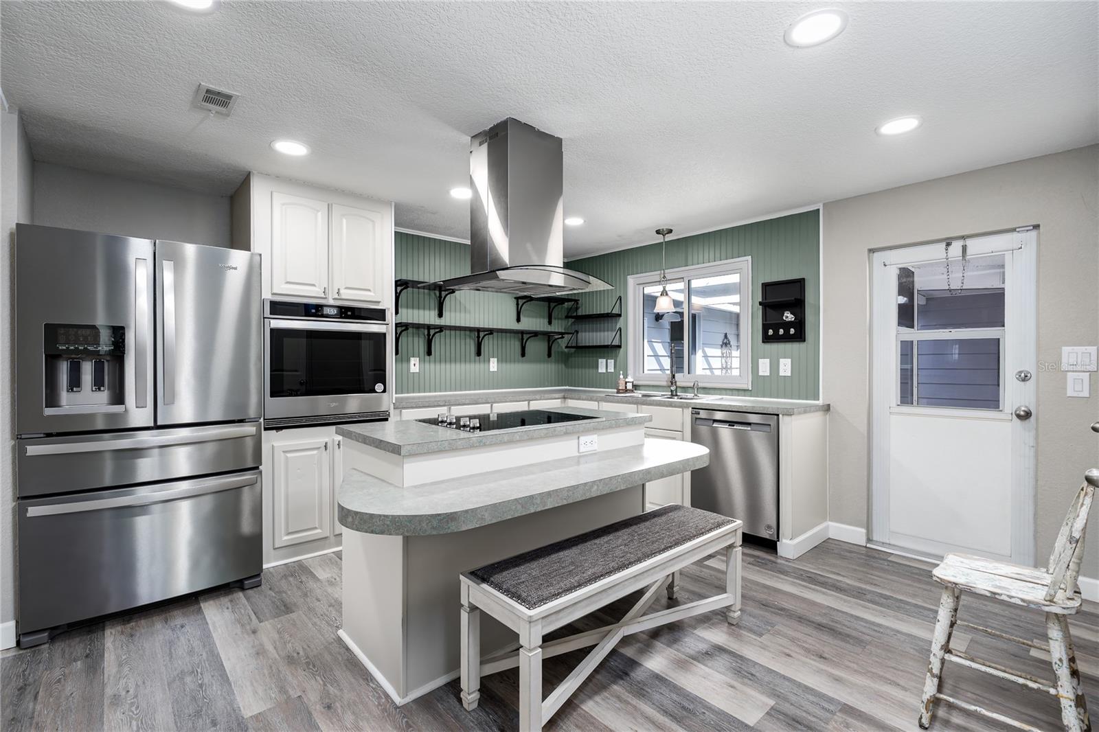 IMPERIAL LAKES ESTATES - Residential