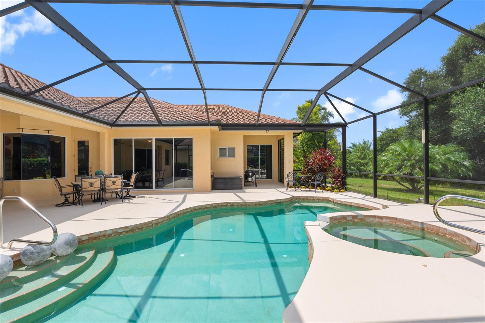 6803 COYOTE RIDGE COURT