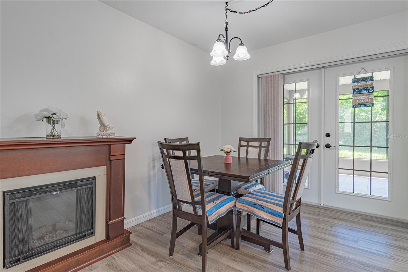 TRACYS POINT ADD 03 - Residential