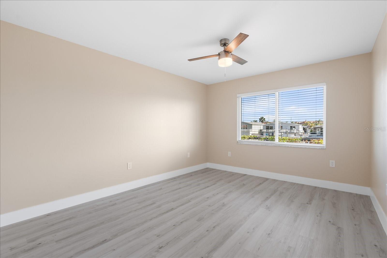 IMPERIAL COVE 12 - Residential