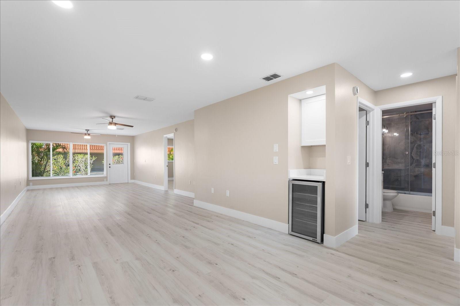 IMPERIAL COVE 12 - Residential