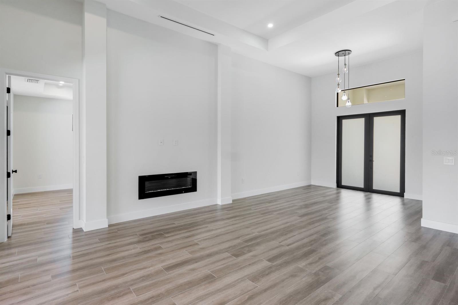 10522 RIVERSIDE ROAD