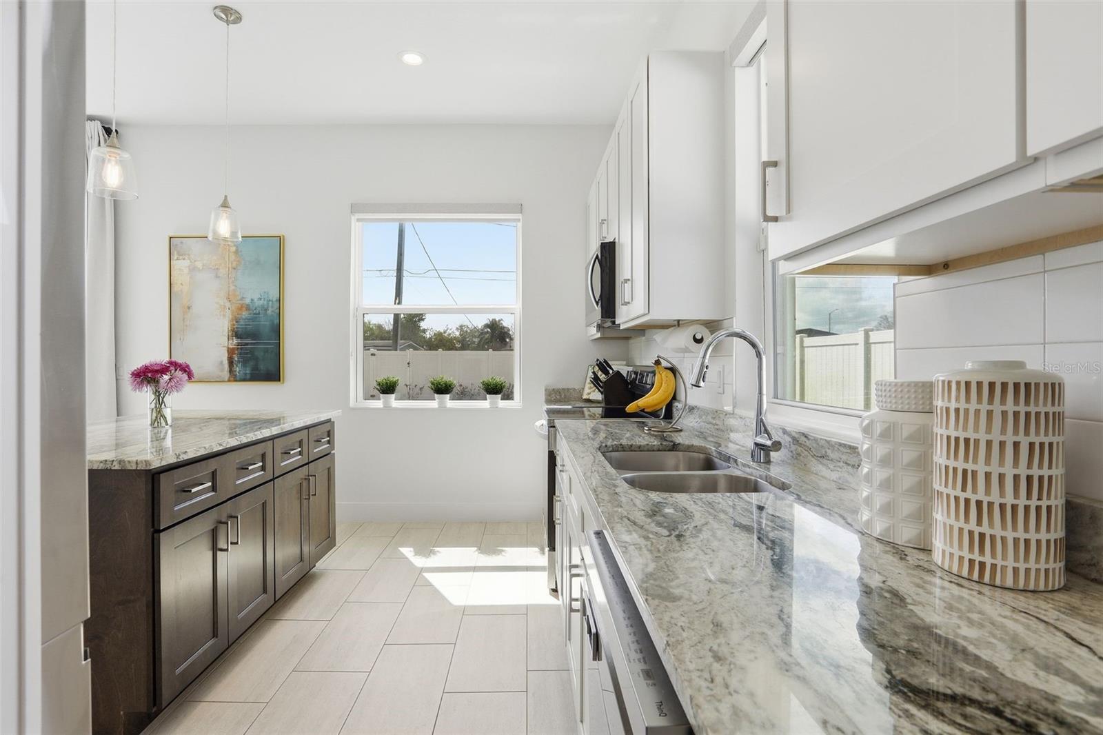 SUNSHINE GARDENS 1ST ADD - Residential