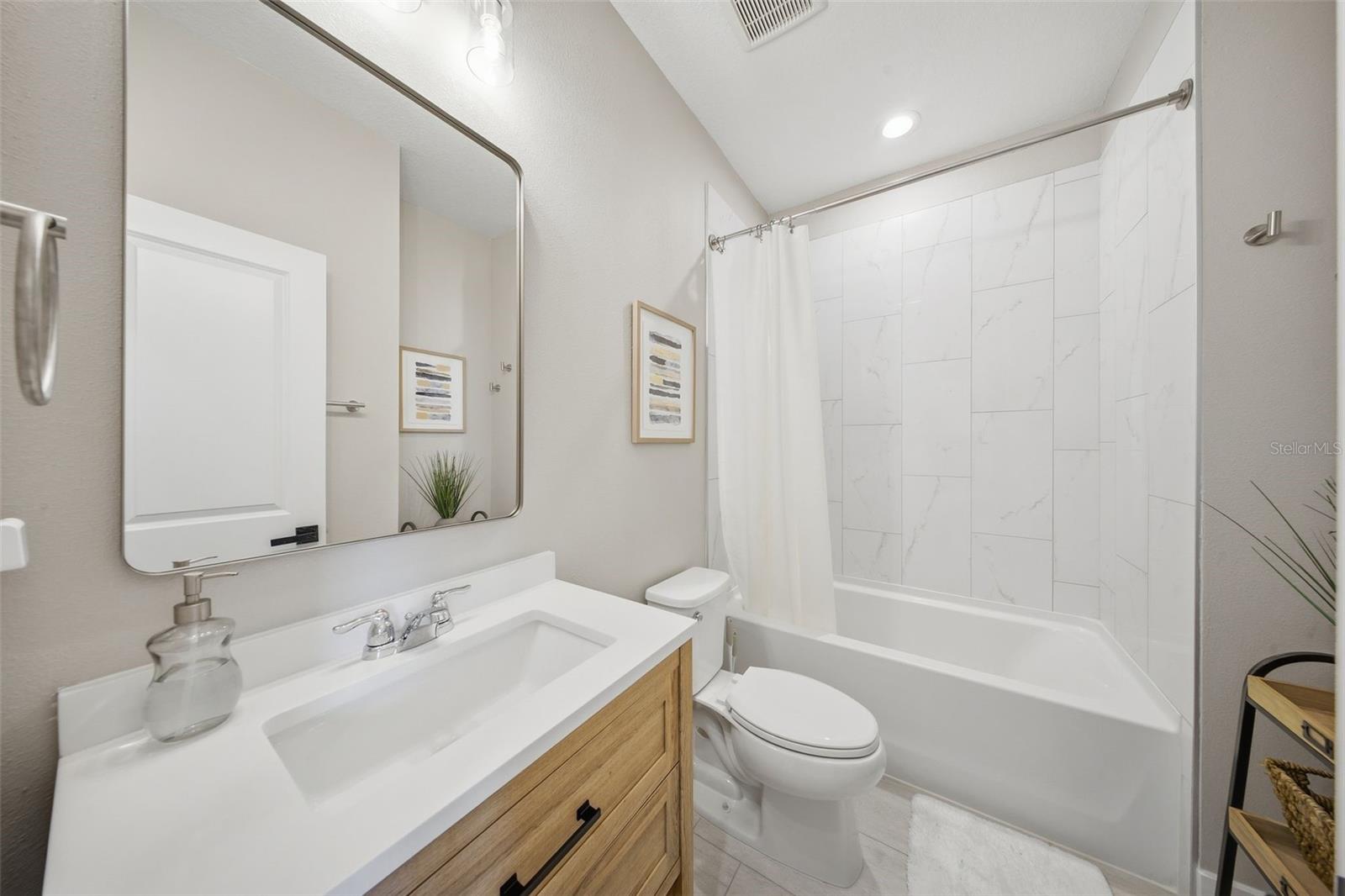 SUNSHINE GARDENS 1ST ADD - Residential