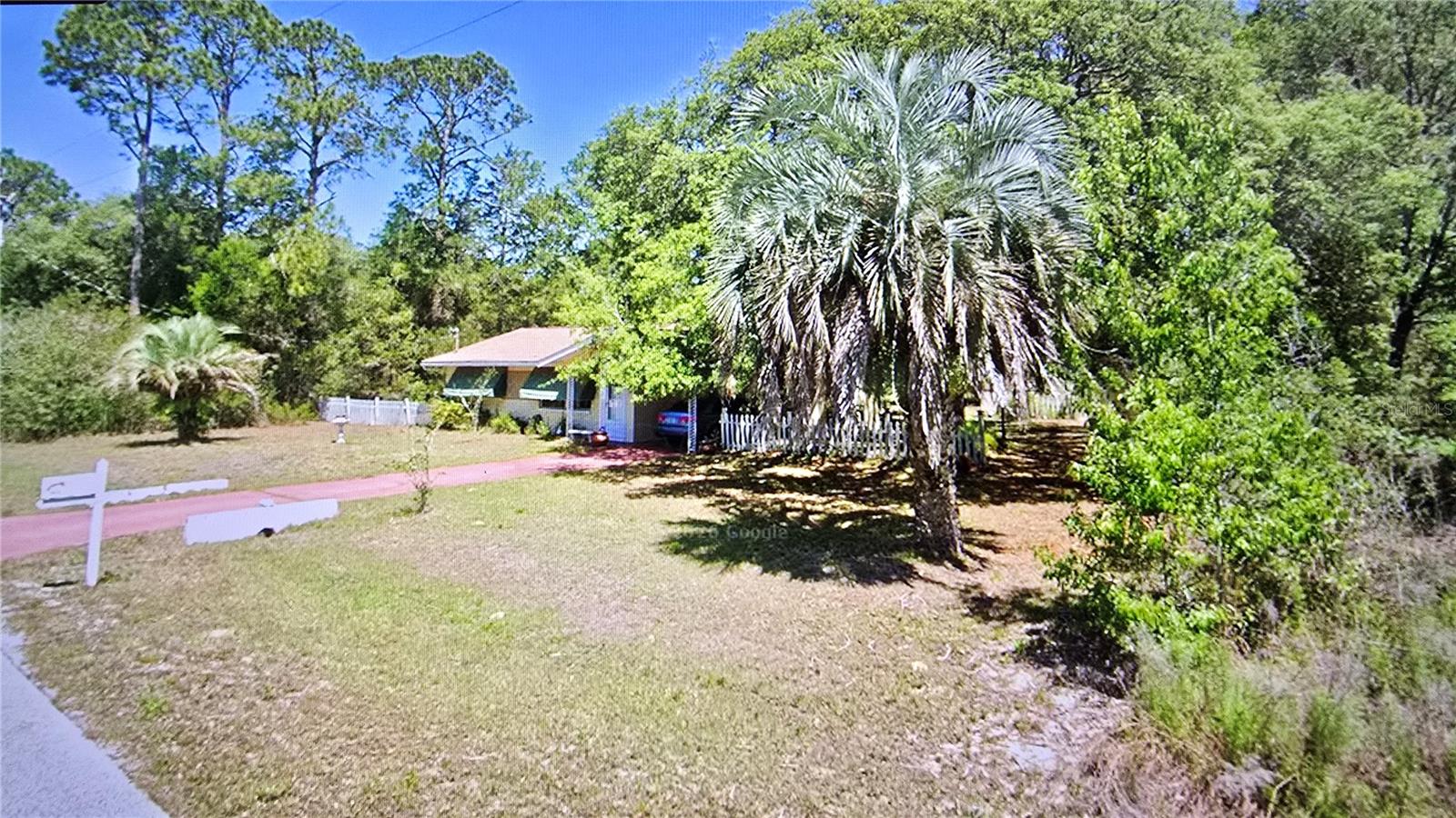 RAINBOW LAKES ESTATE - Residential