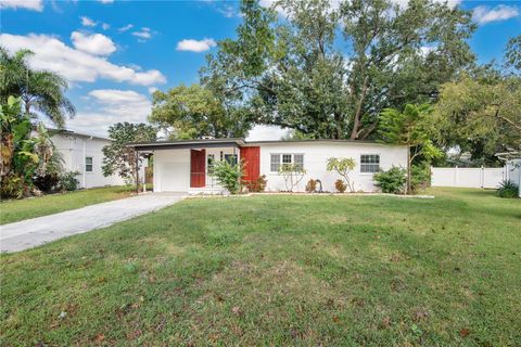 Photo of 2639 Betty Street, Orlando, FL 32803 (MLS # O6356311)